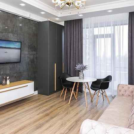 Double Skyhouse Exclusive Apartments Кишинёв Экстерьер фото