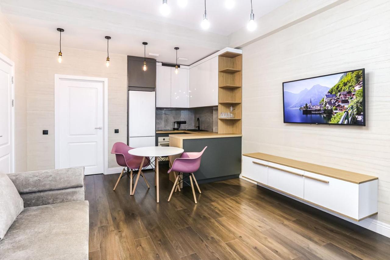 Double Skyhouse Exclusive Apartments Кишинёв Экстерьер фото
