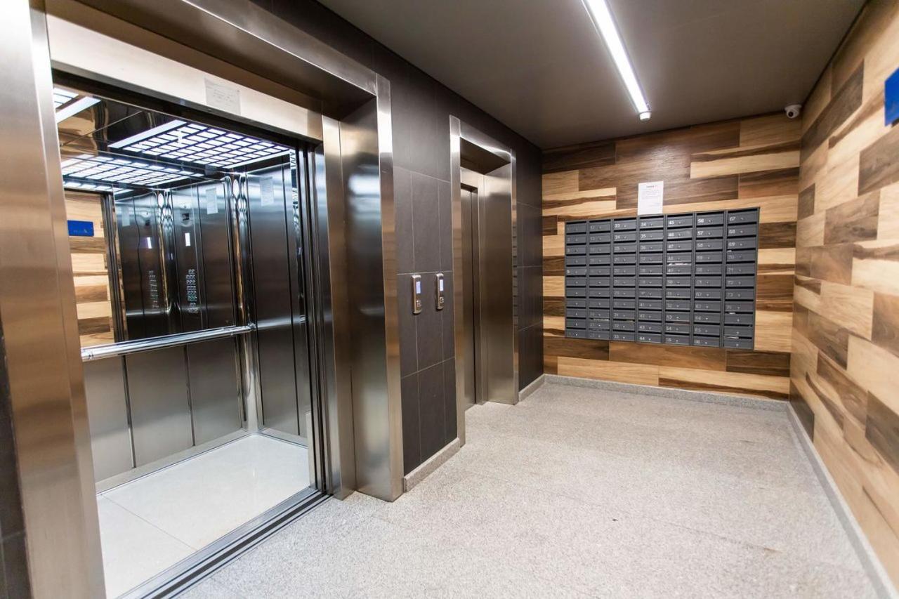 Double Skyhouse Exclusive Apartments Кишинёв Экстерьер фото