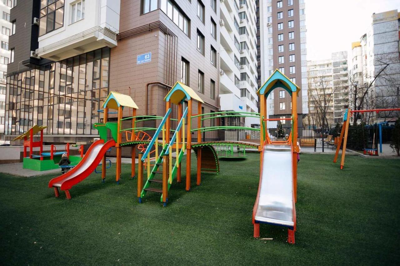 Double Skyhouse Exclusive Apartments Кишинёв Экстерьер фото