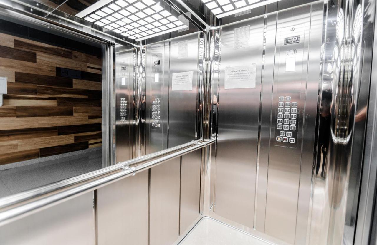 Double Skyhouse Exclusive Apartments Кишинёв Экстерьер фото
