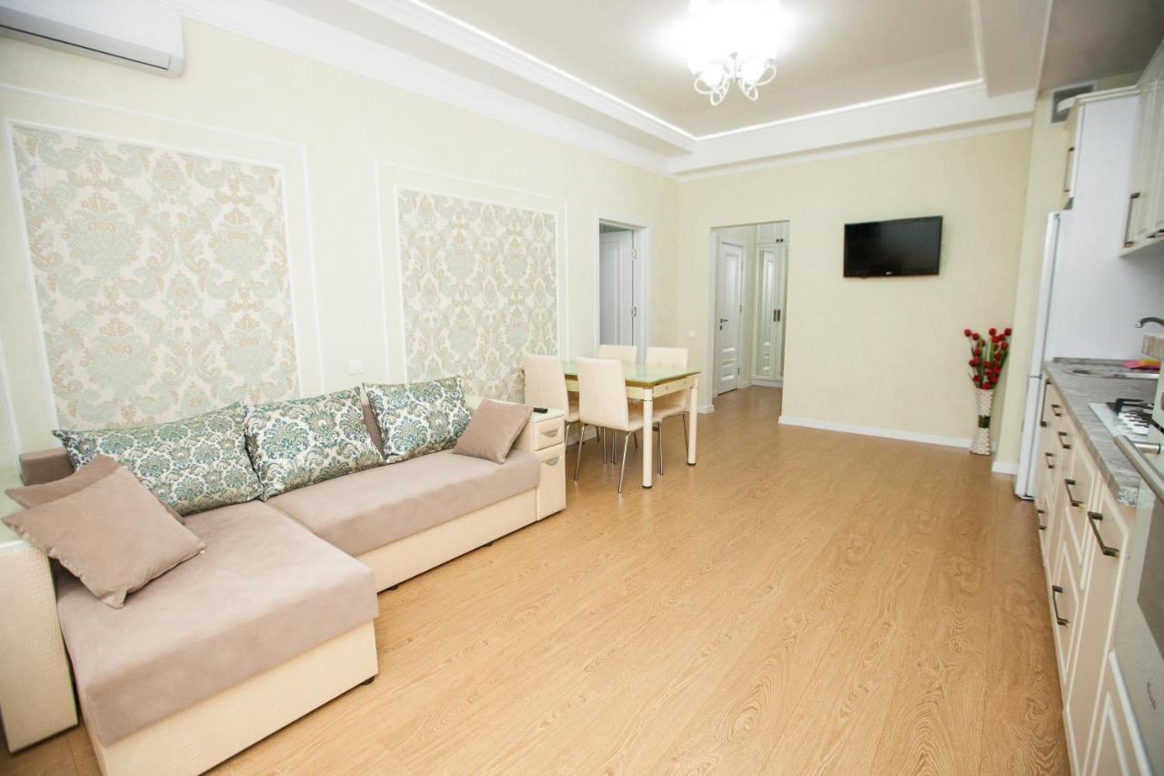 Double Skyhouse Exclusive Apartments Кишинёв Экстерьер фото