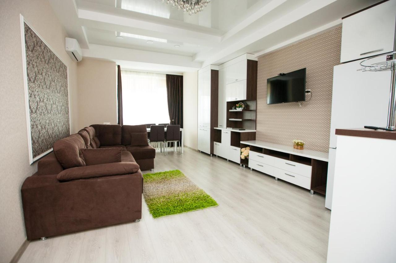 Double Skyhouse Exclusive Apartments Кишинёв Экстерьер фото