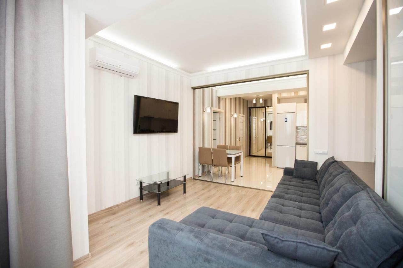 Double Skyhouse Exclusive Apartments Кишинёв Экстерьер фото