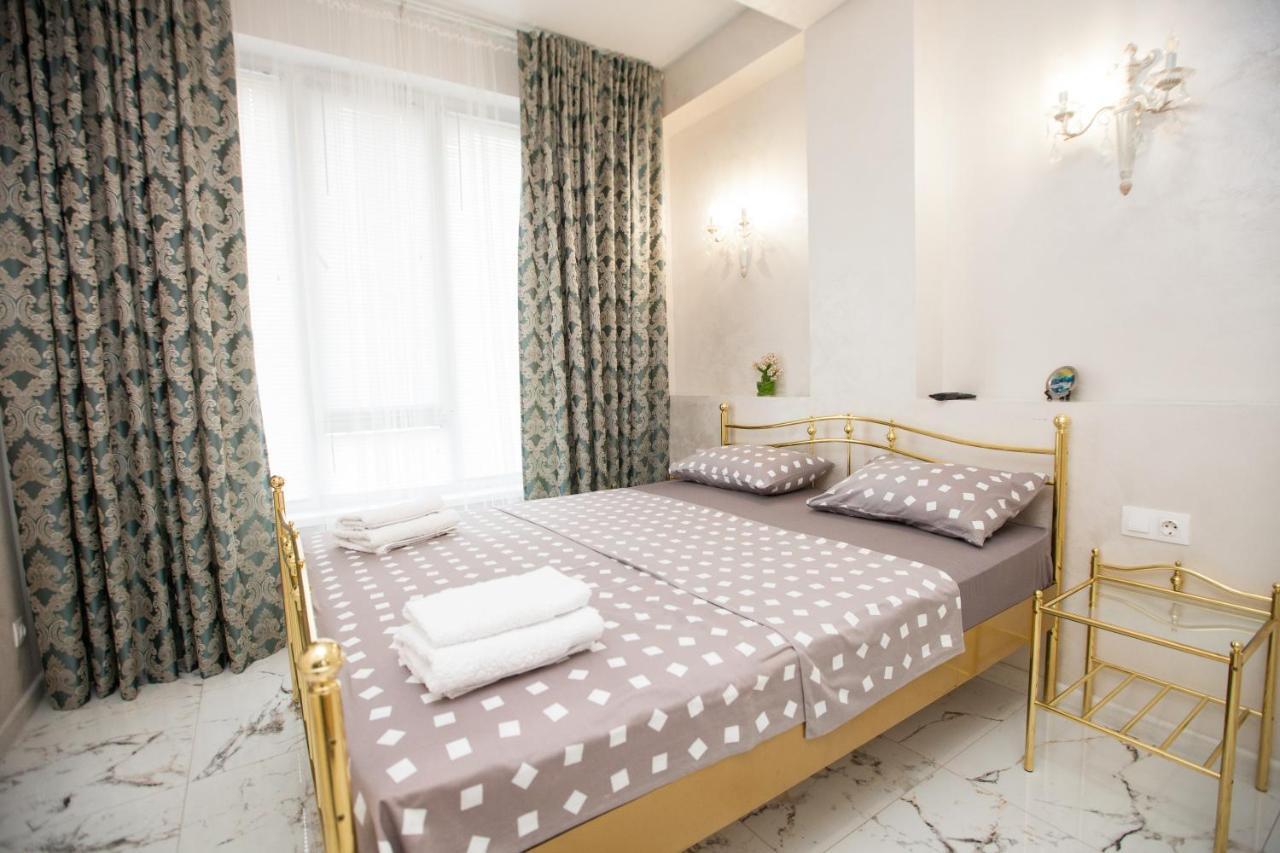 Double Skyhouse Exclusive Apartments Кишинёв Экстерьер фото